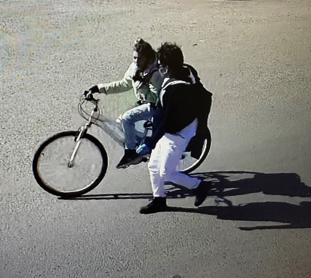 RCMP Surveillance footage of bicycle theft suspects. 